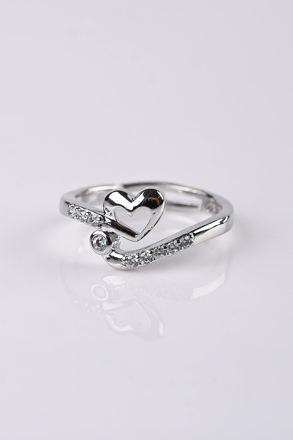 CZ-316 | Heart Stone RIng