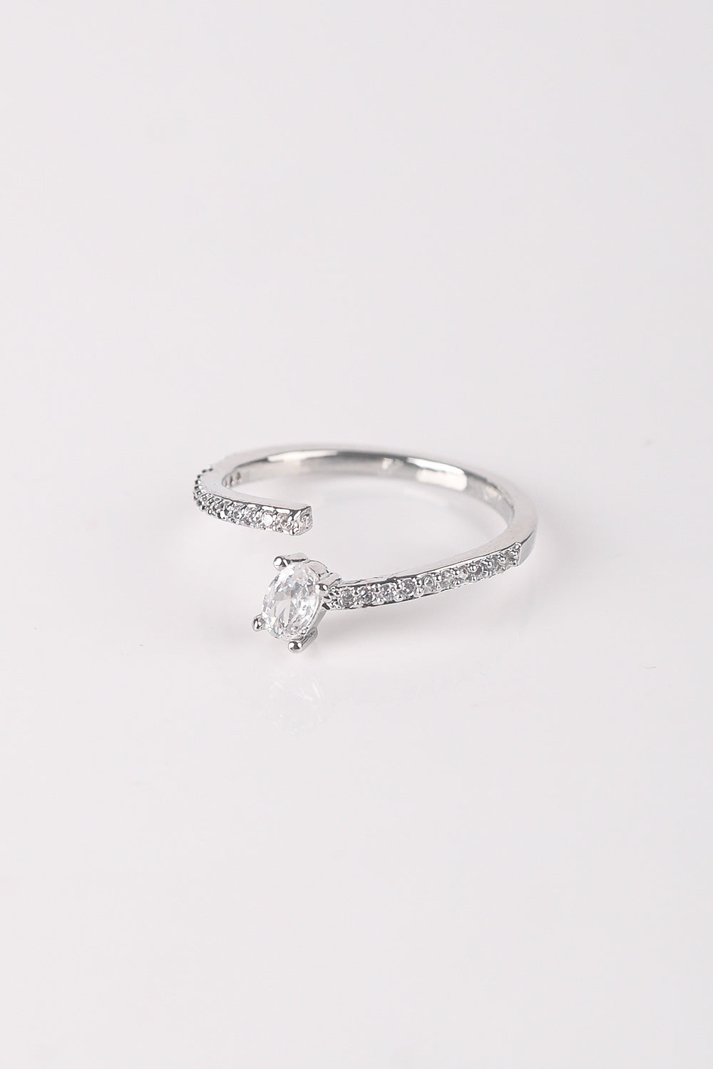 CZ-290 | Crystal Hug Ring