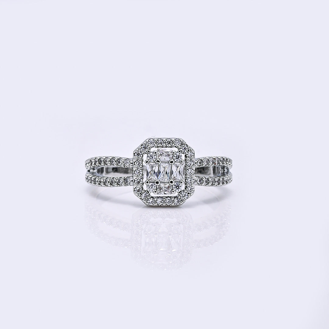CZ-385 | Cluster Ring