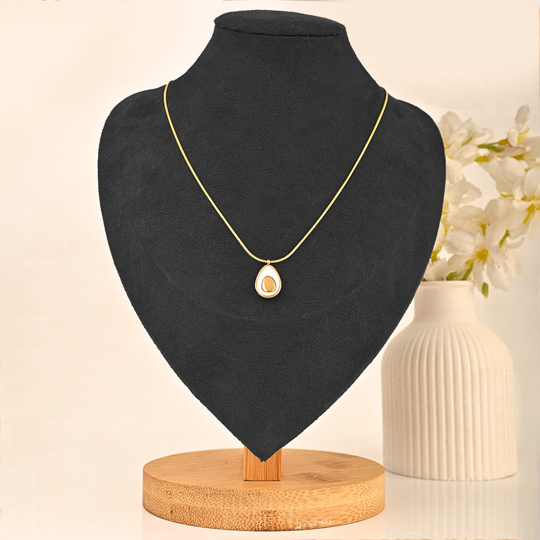 CZ-456 | Ivory Necklace